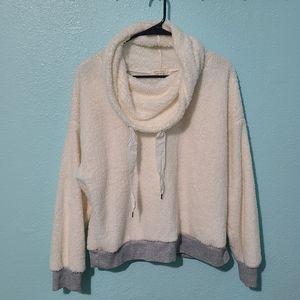 NWT Ultra Flirt Furry Cowl Neck Sweater XL